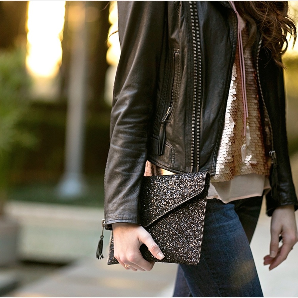 Rebecca Minkoff Black Glitter Leo Clutch NWOT - Picture 8 of 16